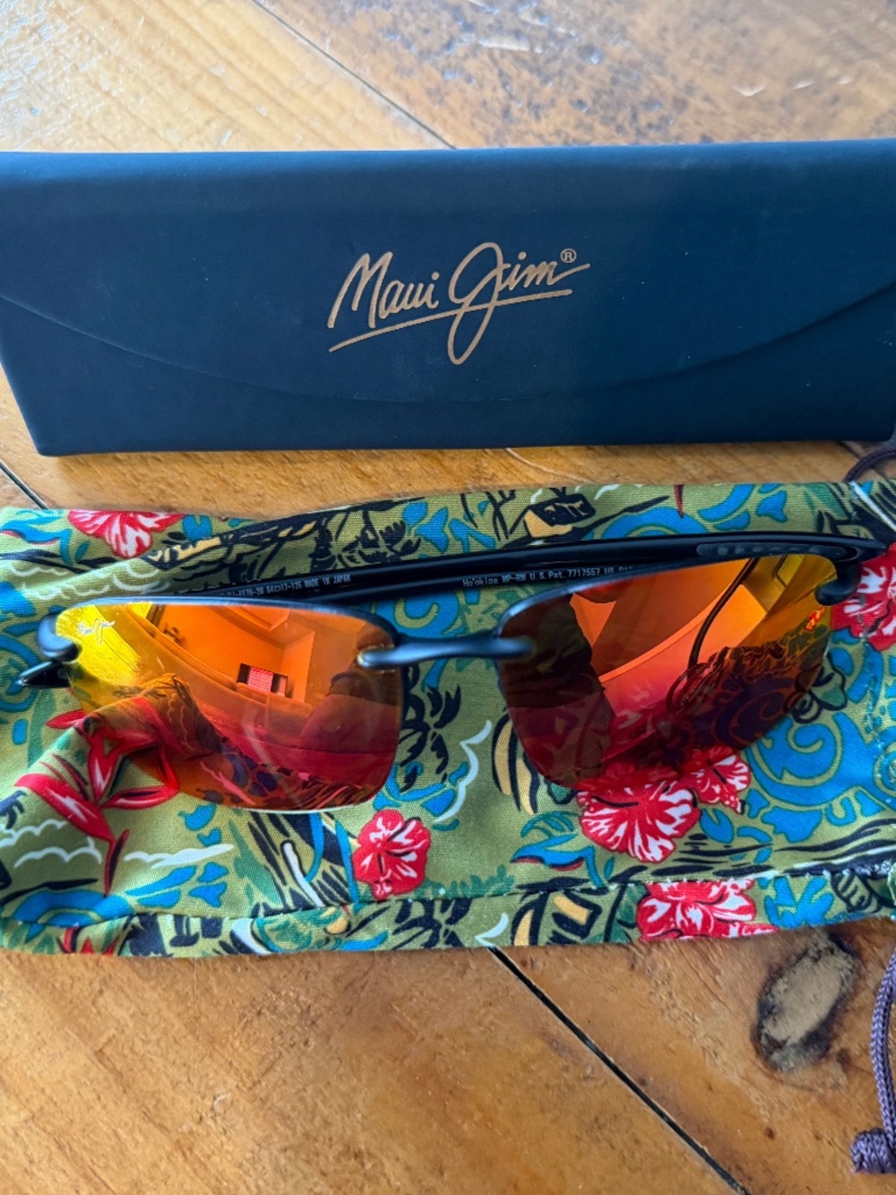 Maui Jim Ho'okipa Asian Fit Polarized Sunglasses – Black/Red Mirror – XXL